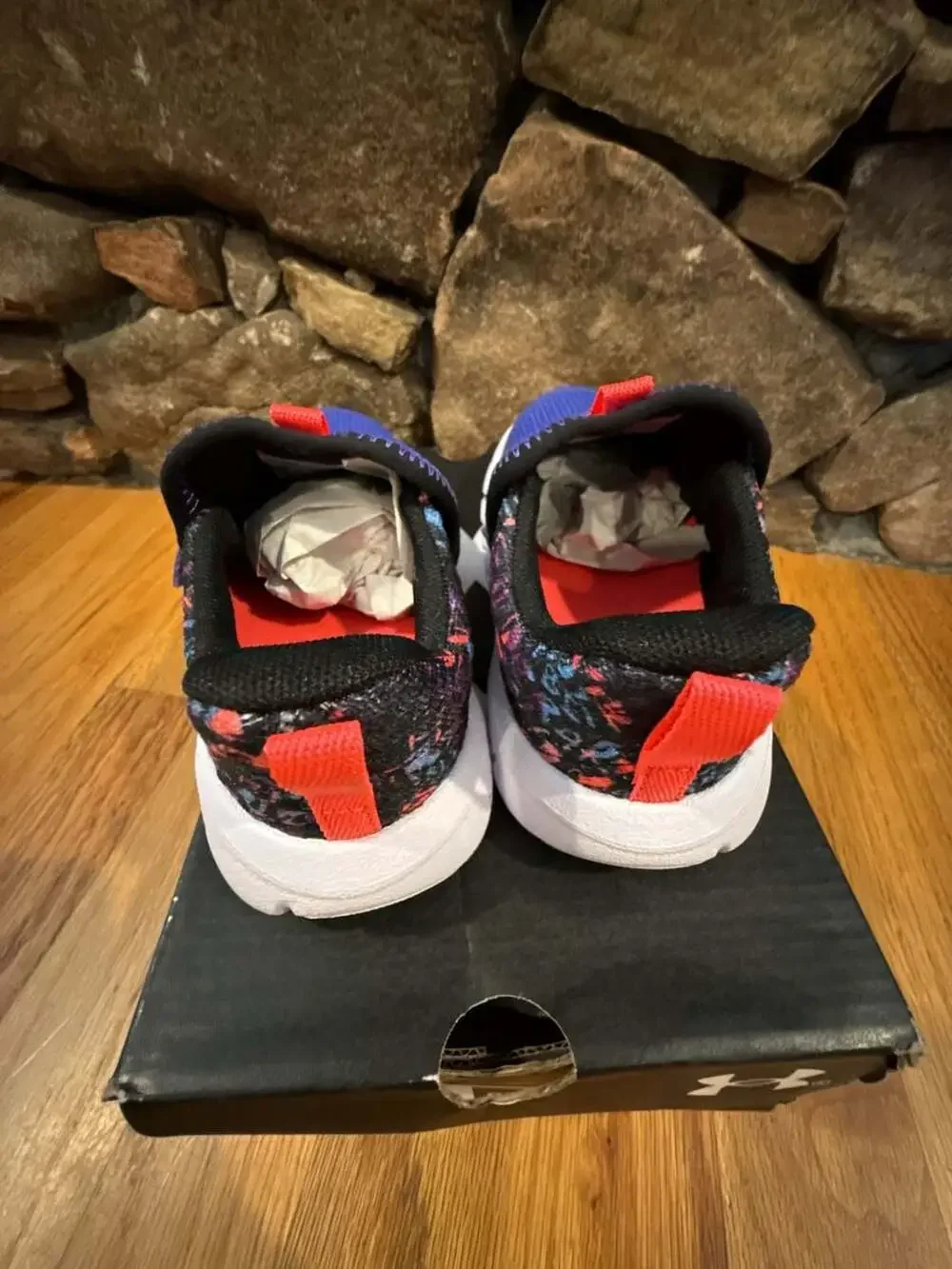 Under Armour Kids GINF Flash GLTR Preschool Running Shoes